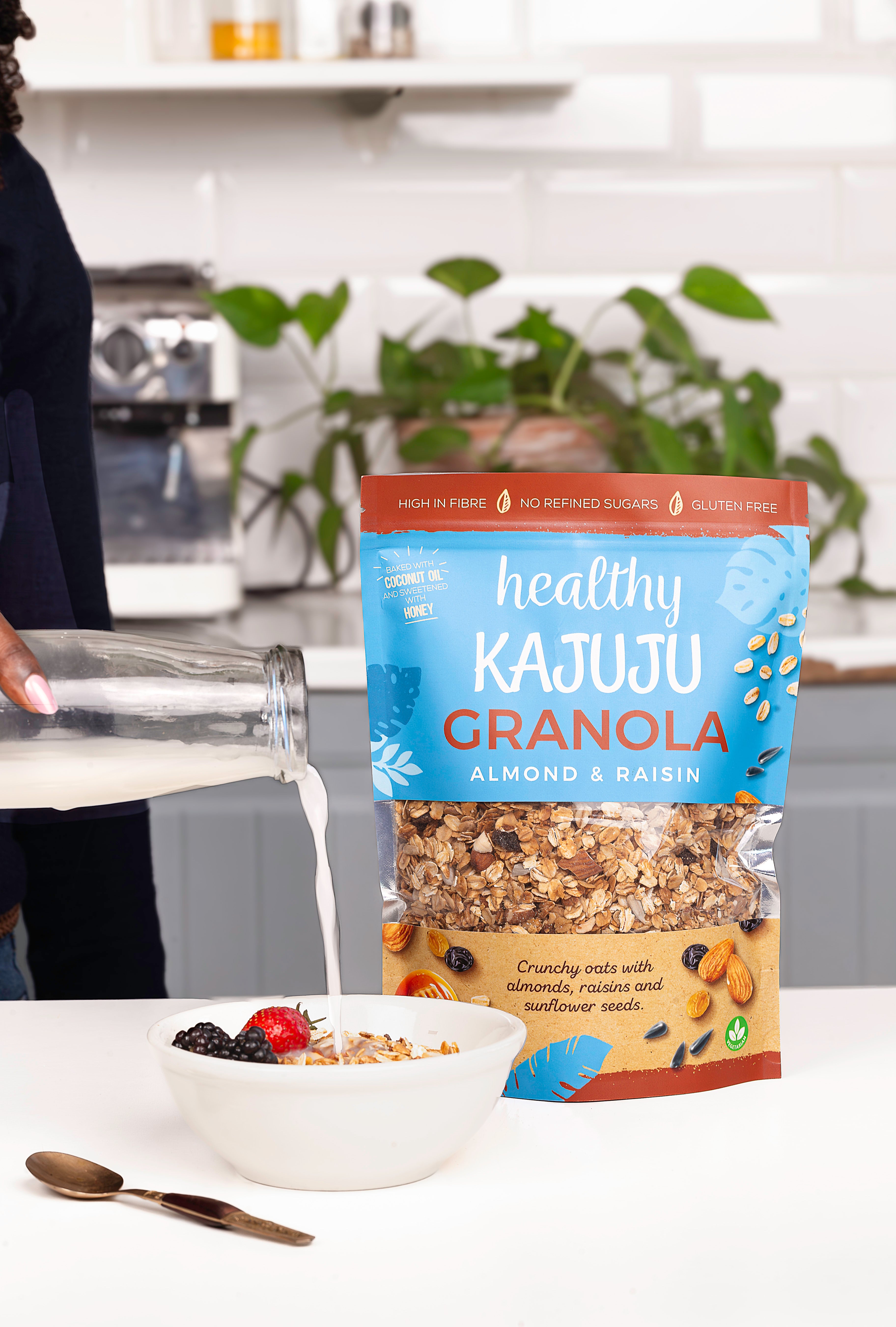 Almond &amp; Raisin Granola