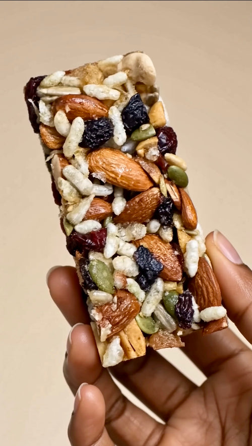 Cashew & Cranberry Crunch Snack Bar