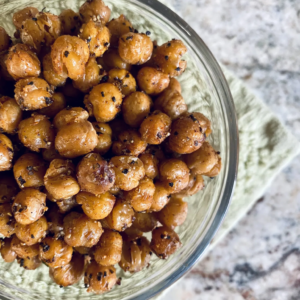 Black Pepper & Sea Salt Crunchy Roasted Chickpeas